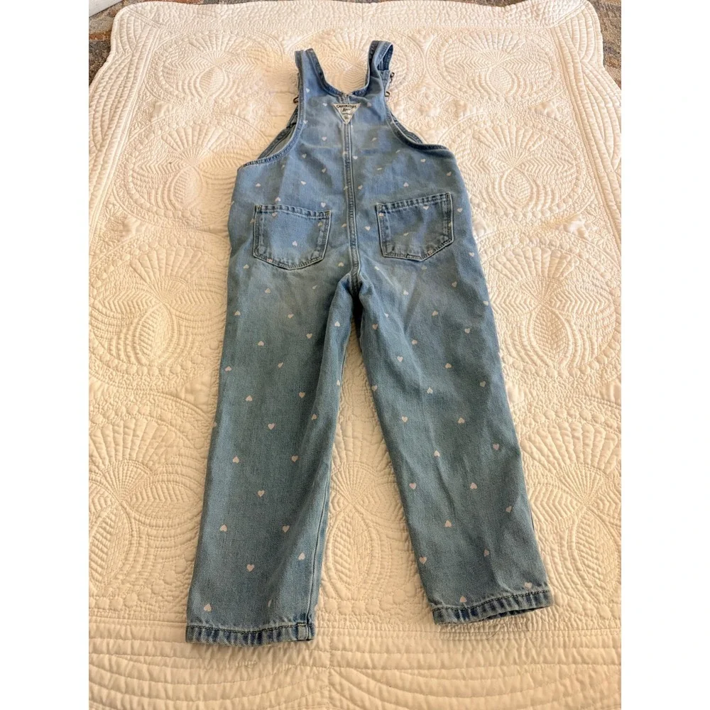 OshKosh Bgosh Girls 4T Blue Denim Heart Print Bib Overalls Heart‎ Pocket